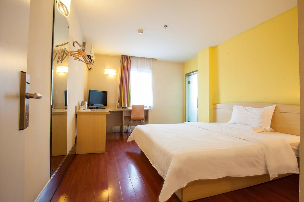 7Days Inn Guiyang Posts And Telecommunications Building Εξωτερικό φωτογραφία